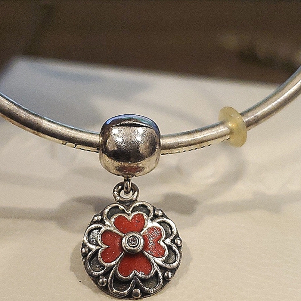Authentic Pandora  clip charm - Picture 3 of 3